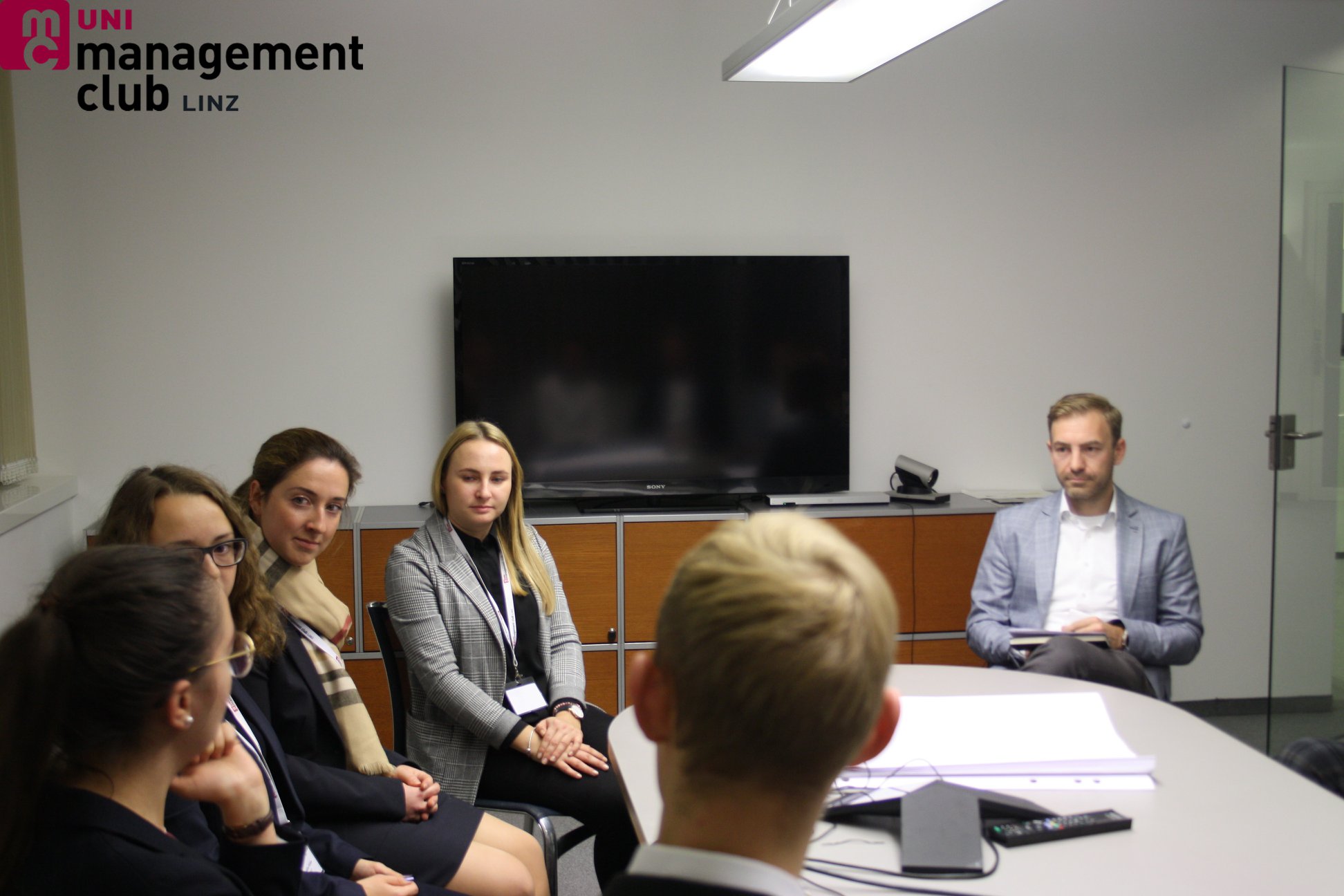 Ernst & Young Gmbh Wirtschaftsprüfungsgesellschaft Mergenthalerallee Eschborn Ernst & Young – Kennenlernen der Unternehmensbereiche beim Speeddating